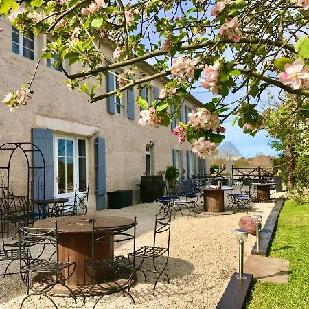 Bed and Breakfast Le Relais D'Aulnay Aulnay  Zewnętrze zdjęcie
